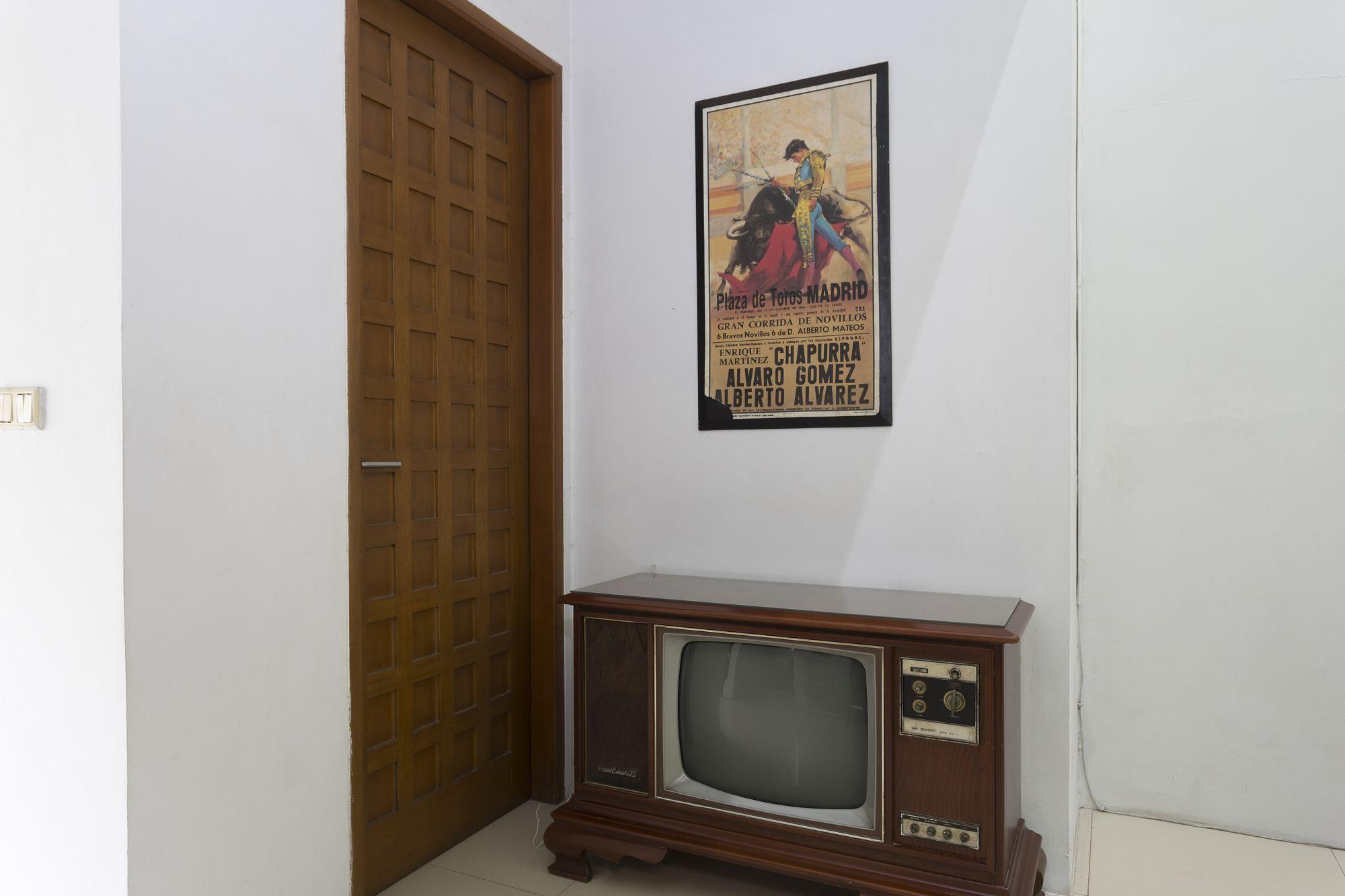 Reddoorz Plus Near Cilandak Town Square 2 Jakarta Ngoại thất bức ảnh