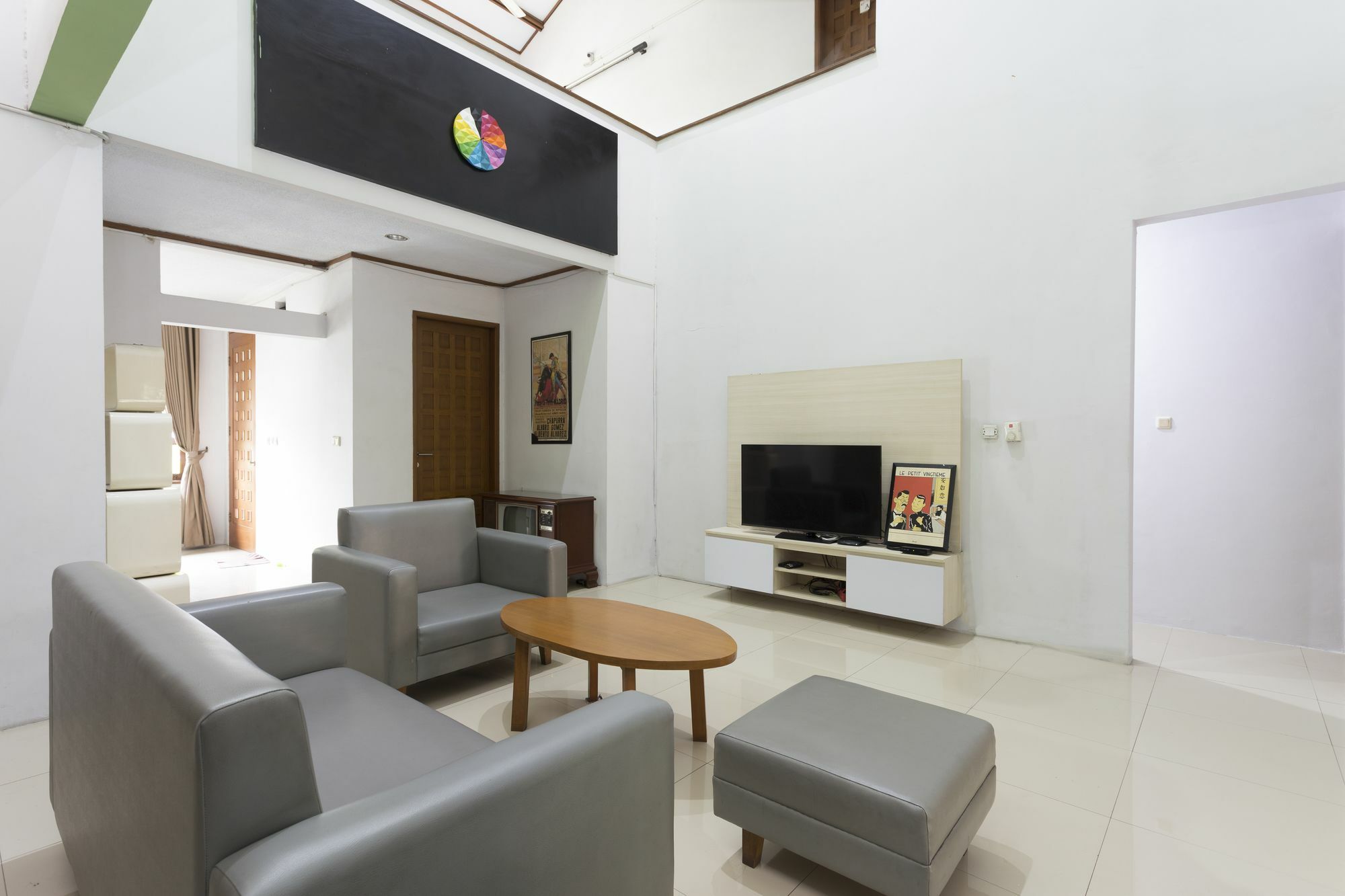 Reddoorz Plus Near Cilandak Town Square 2 Jakarta Ngoại thất bức ảnh