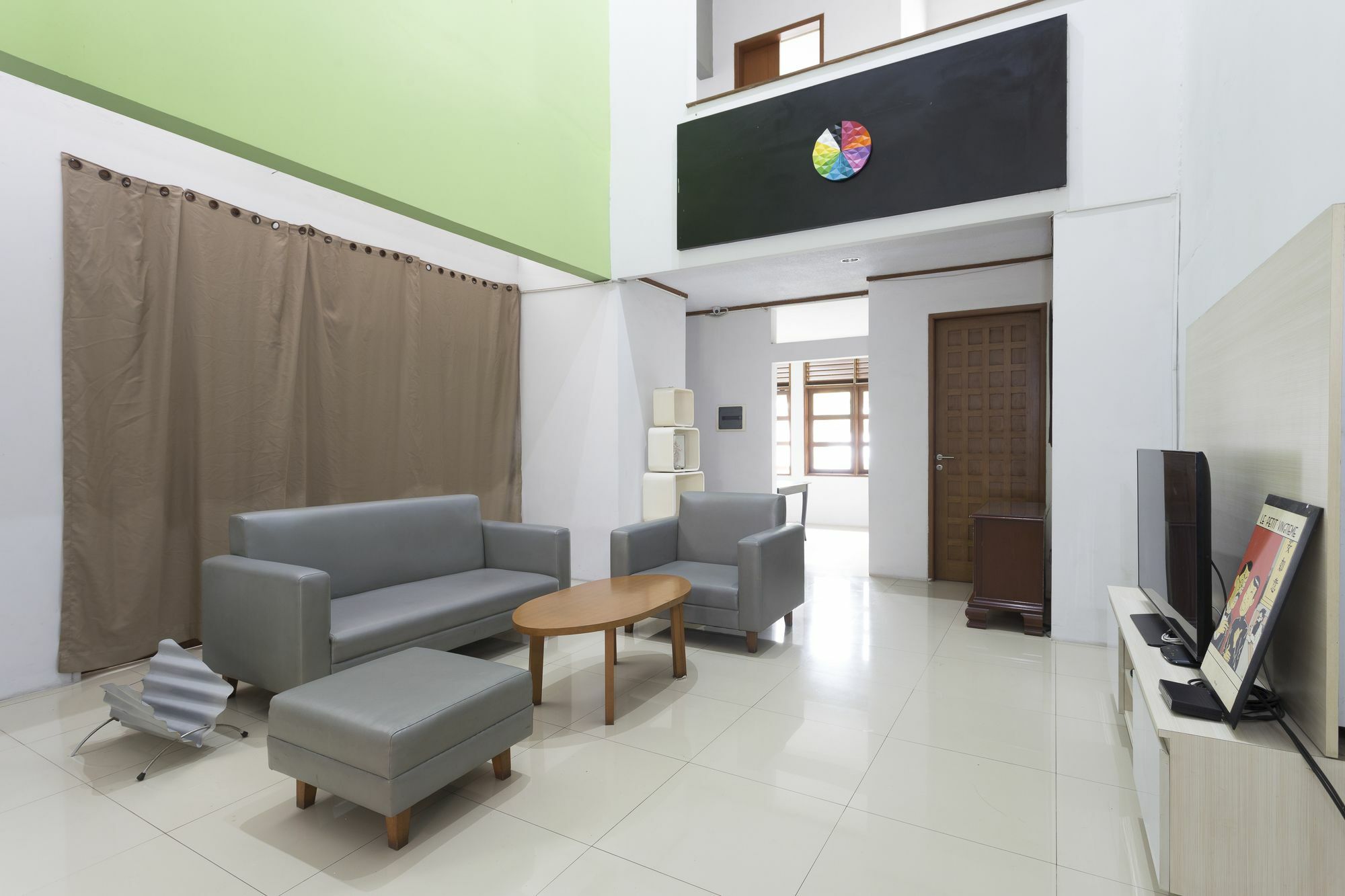 Reddoorz Plus Near Cilandak Town Square 2 Jakarta Ngoại thất bức ảnh